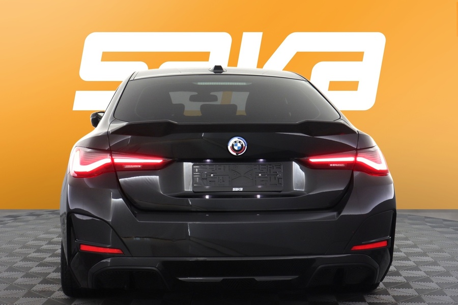 BMW i4 M50 vaihtoauto