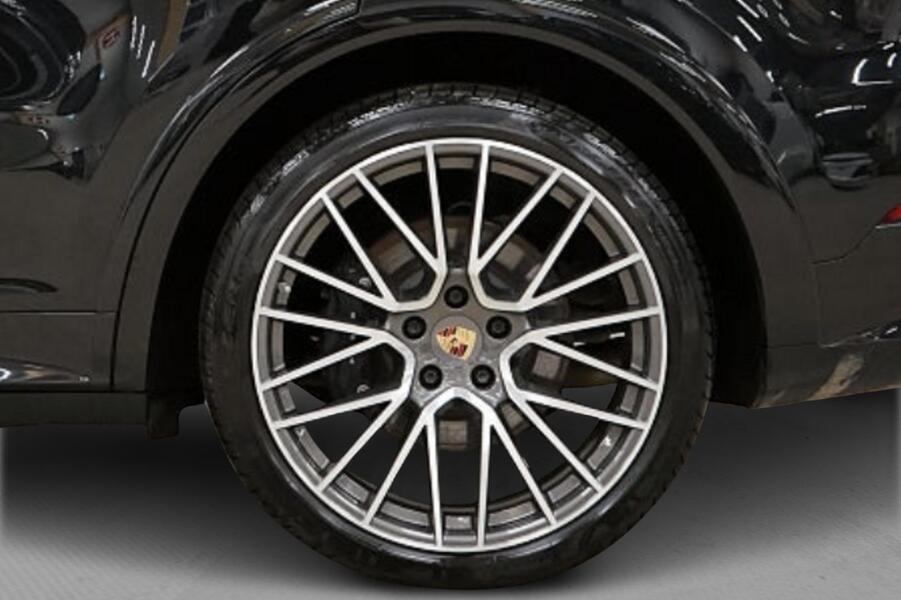 Porsche Cayenne vaihtoauto