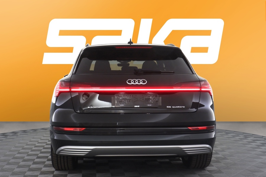 Audi e-tron vaihtoauto