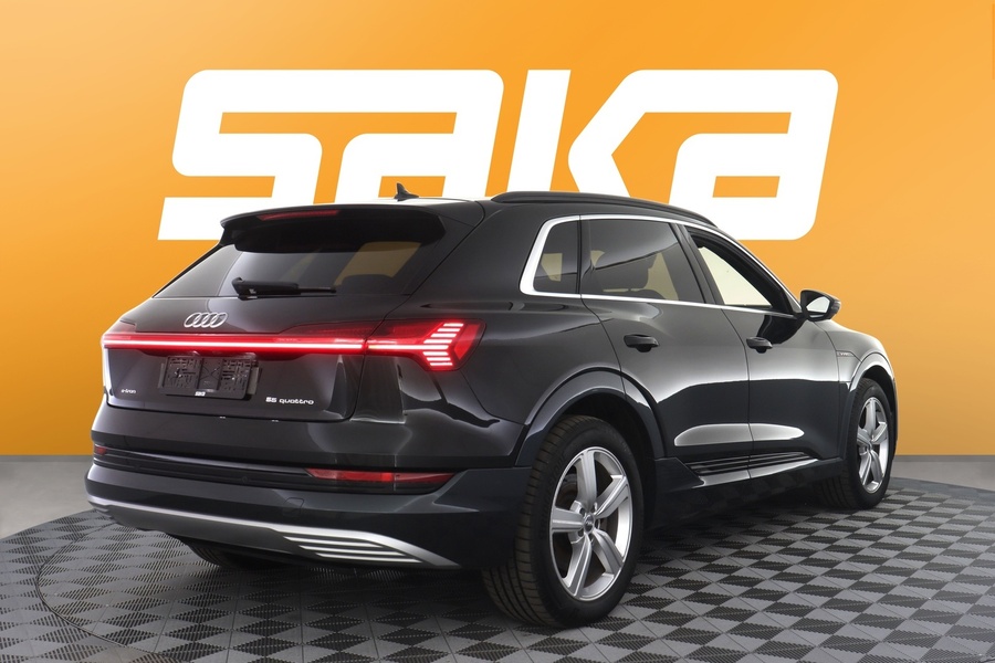 Audi e-tron vaihtoauto