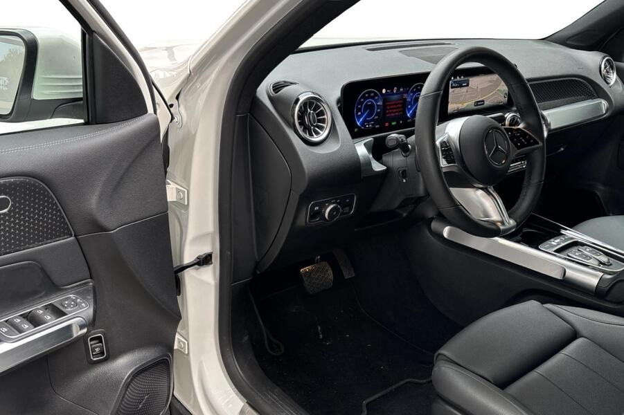 Mercedes-Benz EQB vaihtoauto