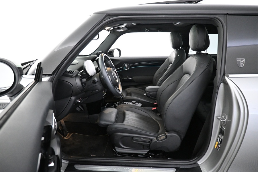 Mini Hatchback vaihtoauto