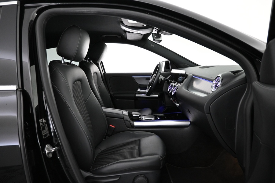 Mercedes-Benz EQA vaihtoauto