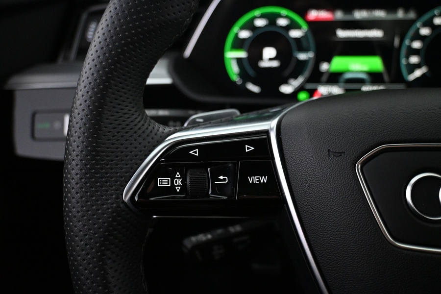 Audi Q8 e-tron vaihtoauto