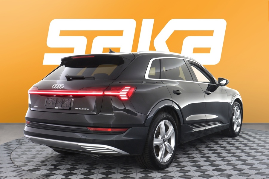 Audi e-tron vaihtoauto