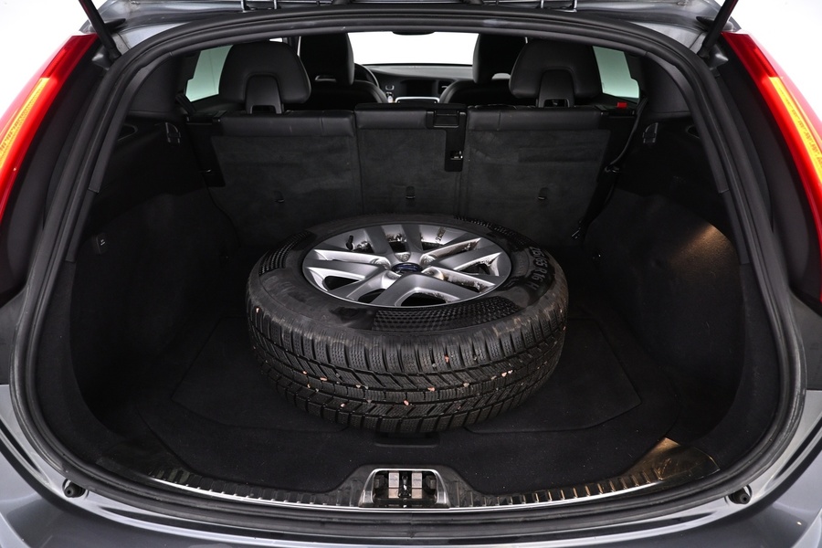 Volvo V60 Cross Country vaihtoauto