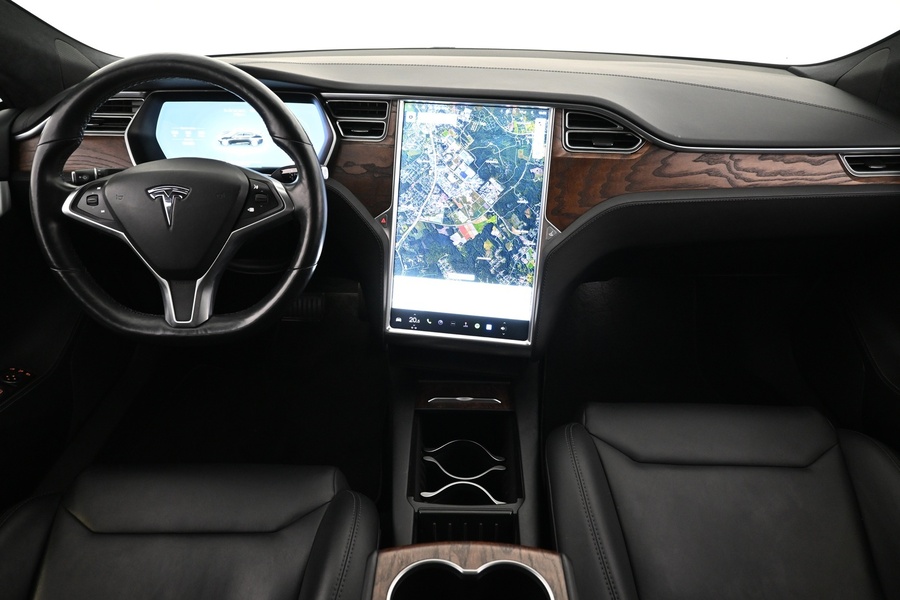 Tesla Model S vaihtoauto