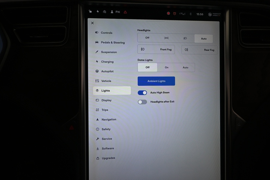 Tesla Model S vaihtoauto