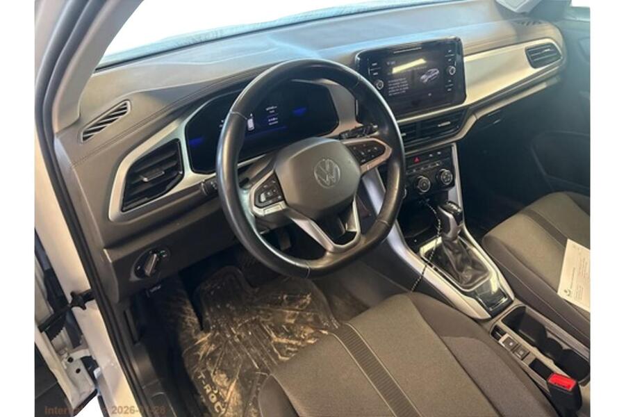 Volkswagen T-Roc vaihtoauto