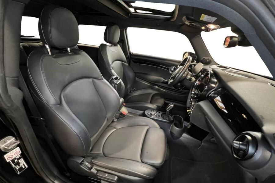 Mini Hatchback vaihtoauto