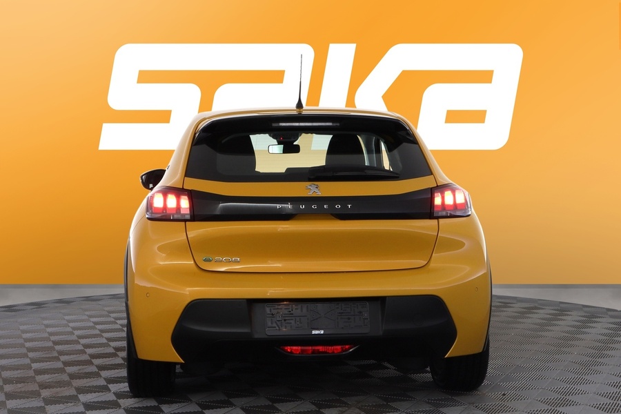 Peugeot e-208 vaihtoauto