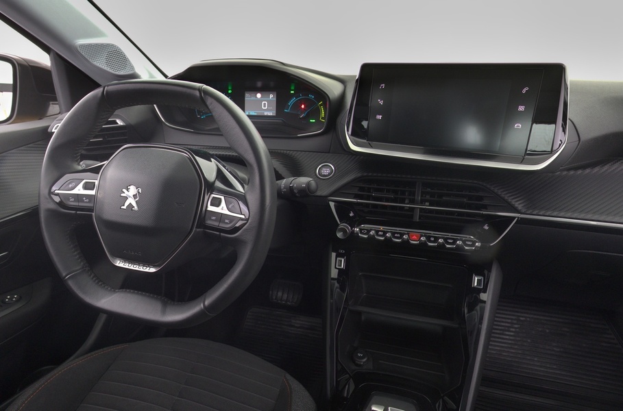 Peugeot e-208 vaihtoauto