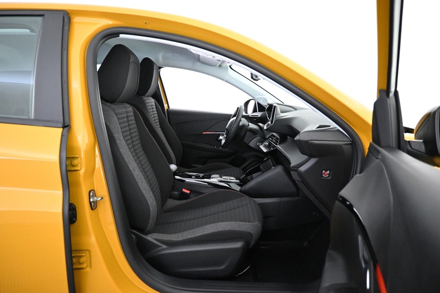 Peugeot e-208 vaihtoauto