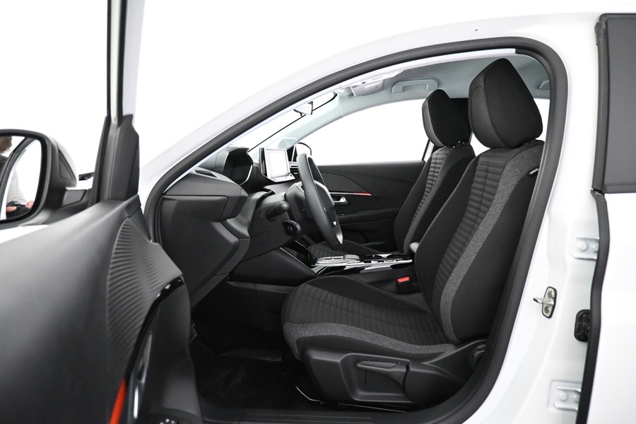 Peugeot e-208 vaihtoauto