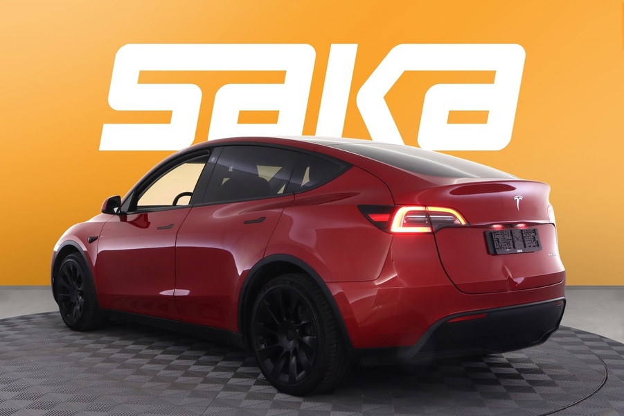 Tesla Model Y vaihtoauto