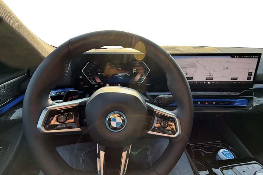 BMW i5 vaihtoauto
