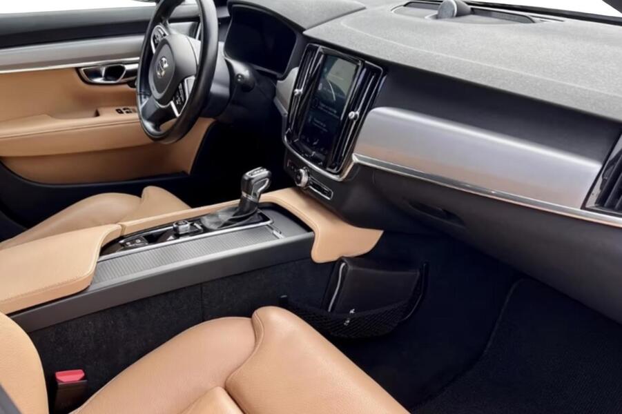 Volvo V90 Cross Country vaihtoauto