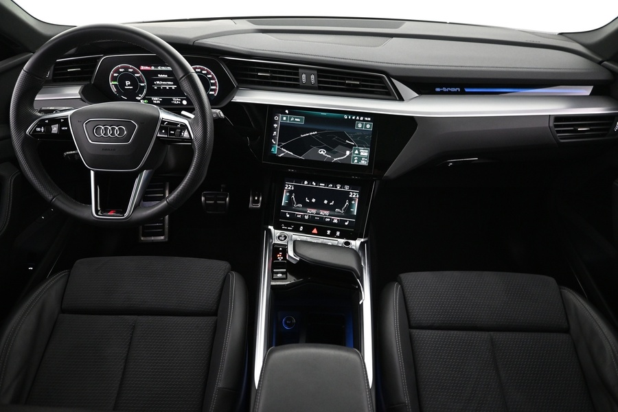 Audi Q8 e-tron vaihtoauto
