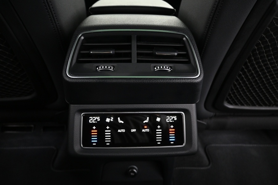 Audi Q8 e-tron vaihtoauto