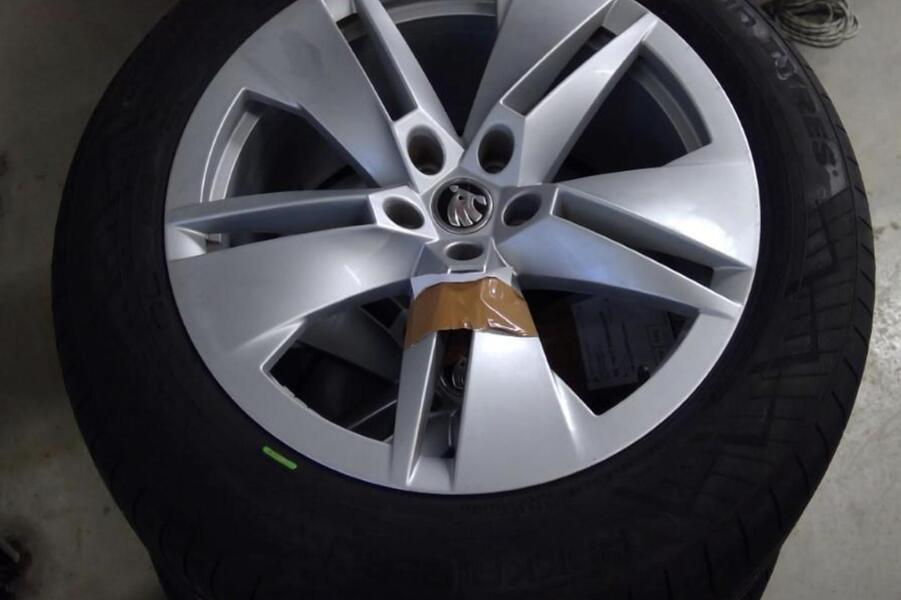 Skoda Enyaq vaihtoauto