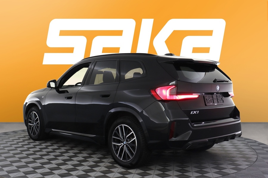 BMW iX1 vaihtoauto