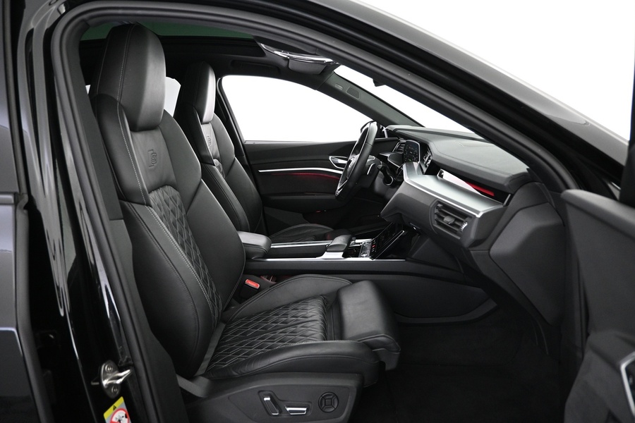 Audi e-tron vaihtoauto