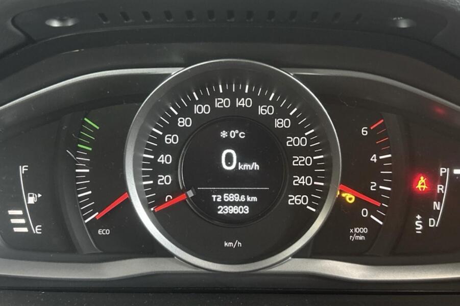 Volvo V60 vaihtoauto