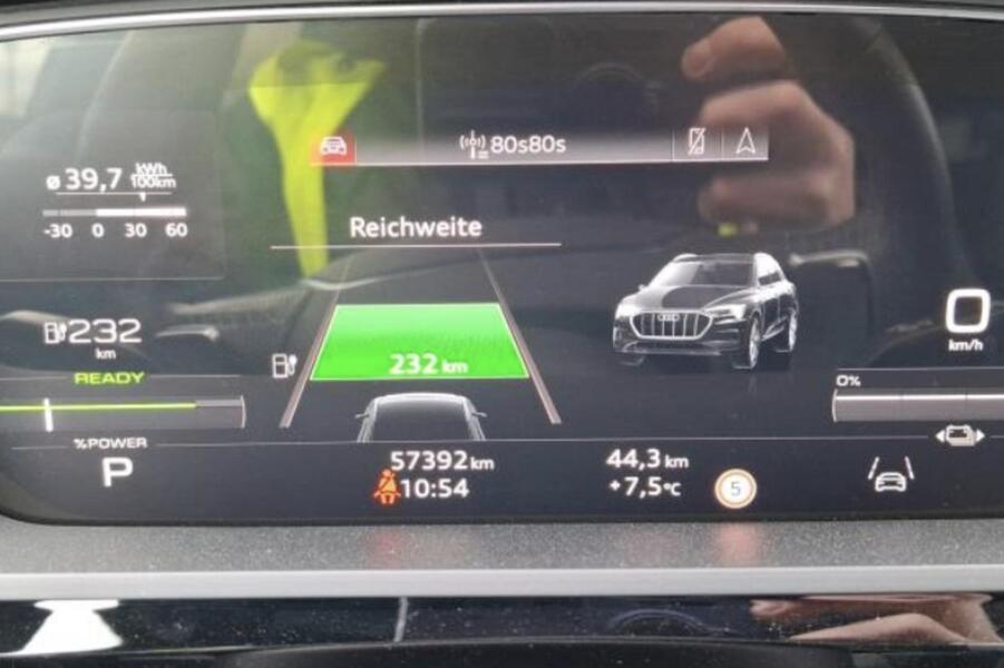 Audi e-tron vaihtoauto