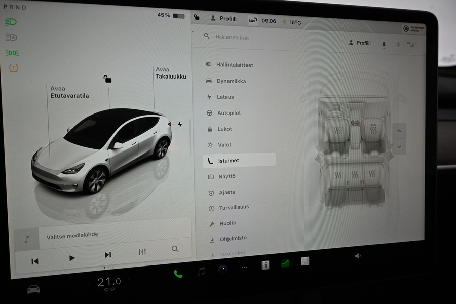 Tesla Model Y vaihtoauto