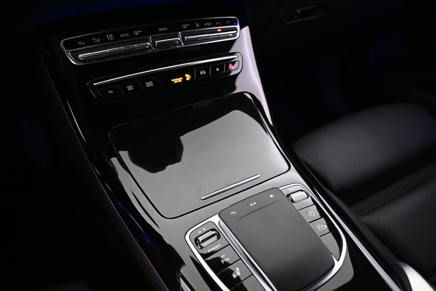 Mercedes-Benz EQC vaihtoauto