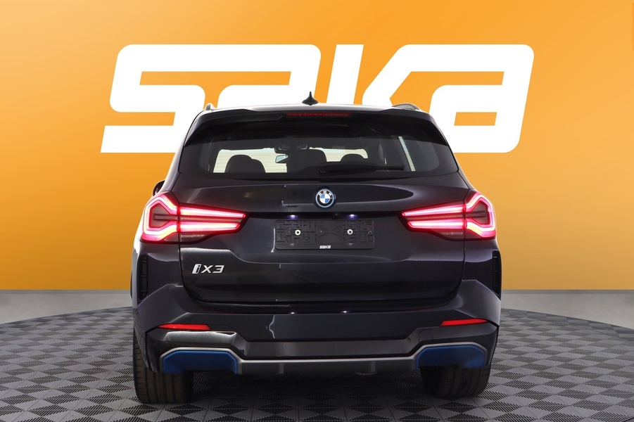 BMW iX3 vaihtoauto