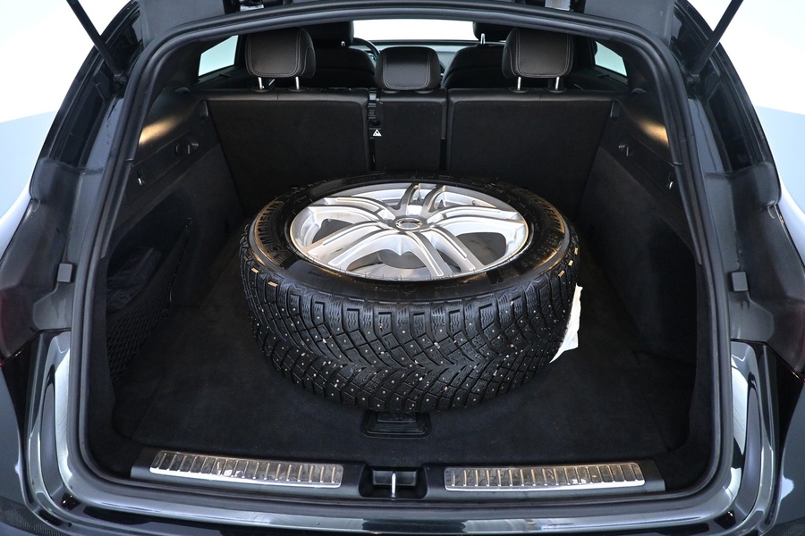 Mercedes-Benz EQC vaihtoauto