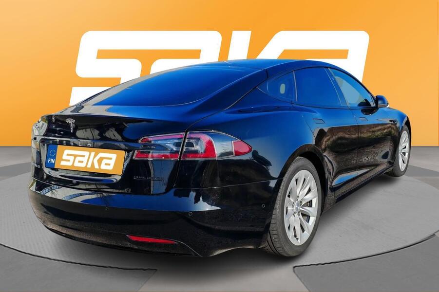 Tesla Model S vaihtoauto