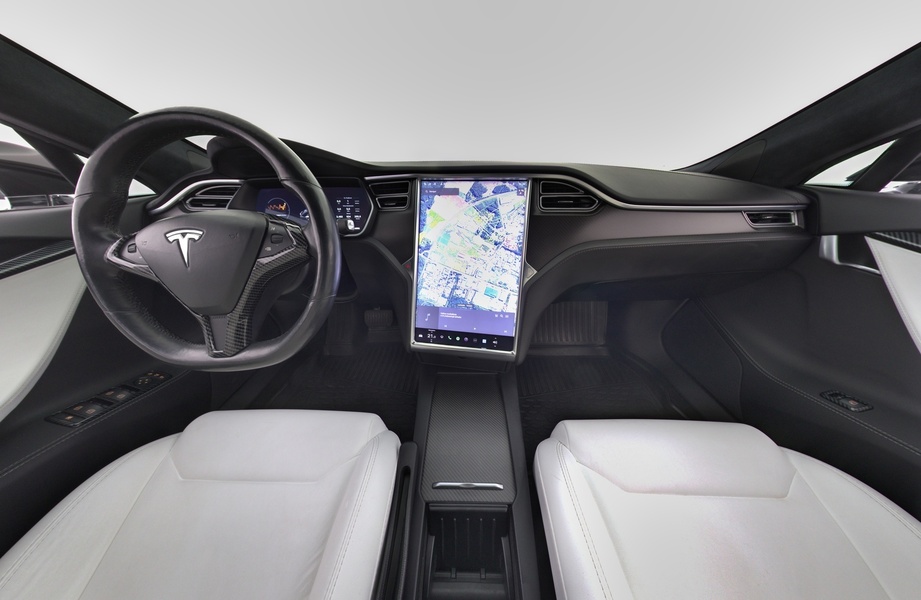 Tesla Model S vaihtoauto