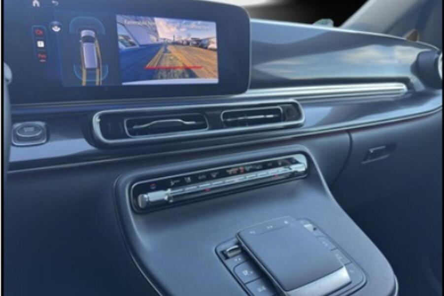 Mercedes-Benz EQV vaihtoauto