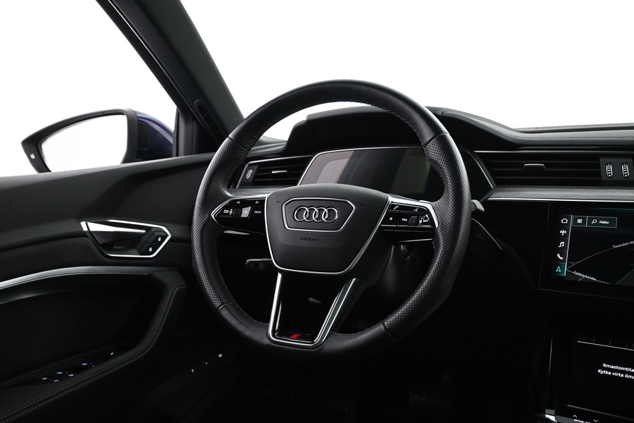 Audi e-tron vaihtoauto