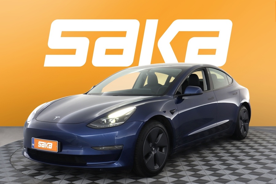 Tesla Model 3 vaihtoauto