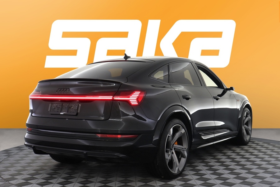 Audi e-tron vaihtoauto