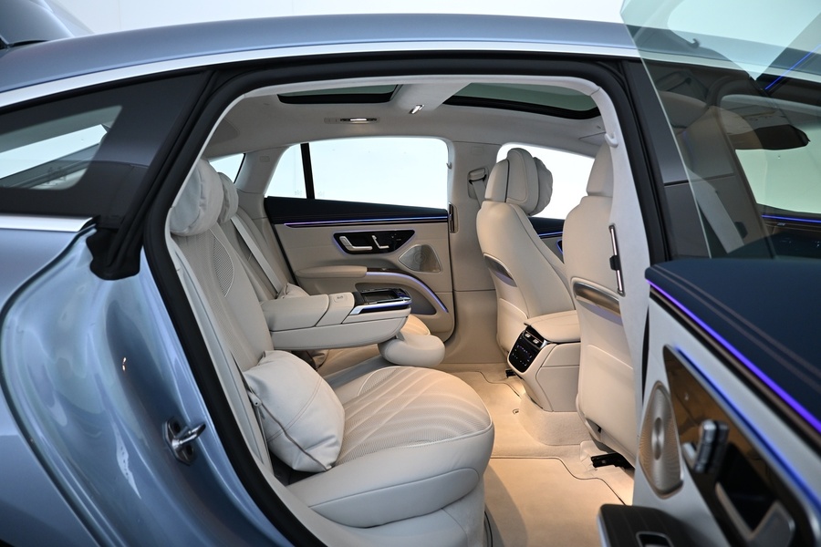 Mercedes-Benz EQS vaihtoauto