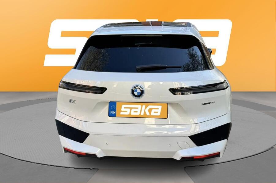 BMW iX vaihtoauto
