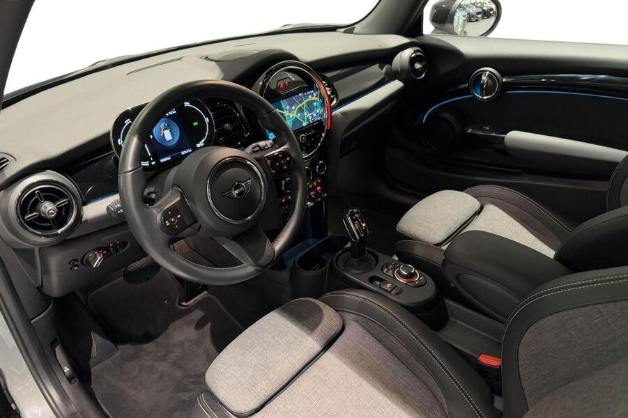 Mini Hatchback vaihtoauto