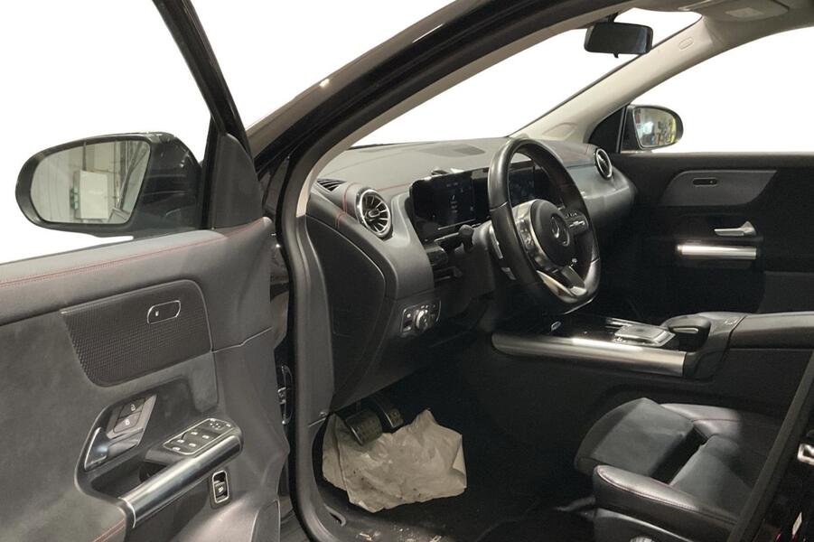 Mercedes-Benz EQA vaihtoauto