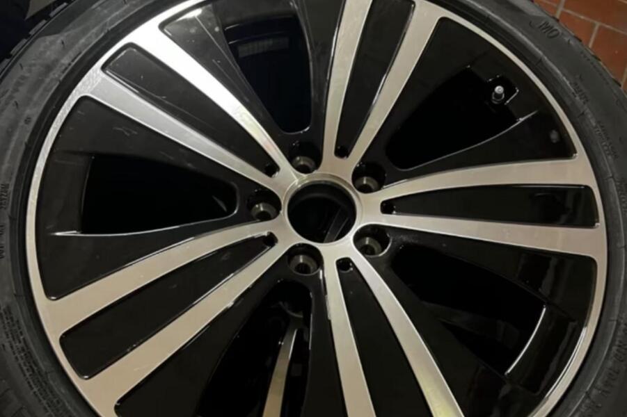 Mercedes-Benz EQE vaihtoauto