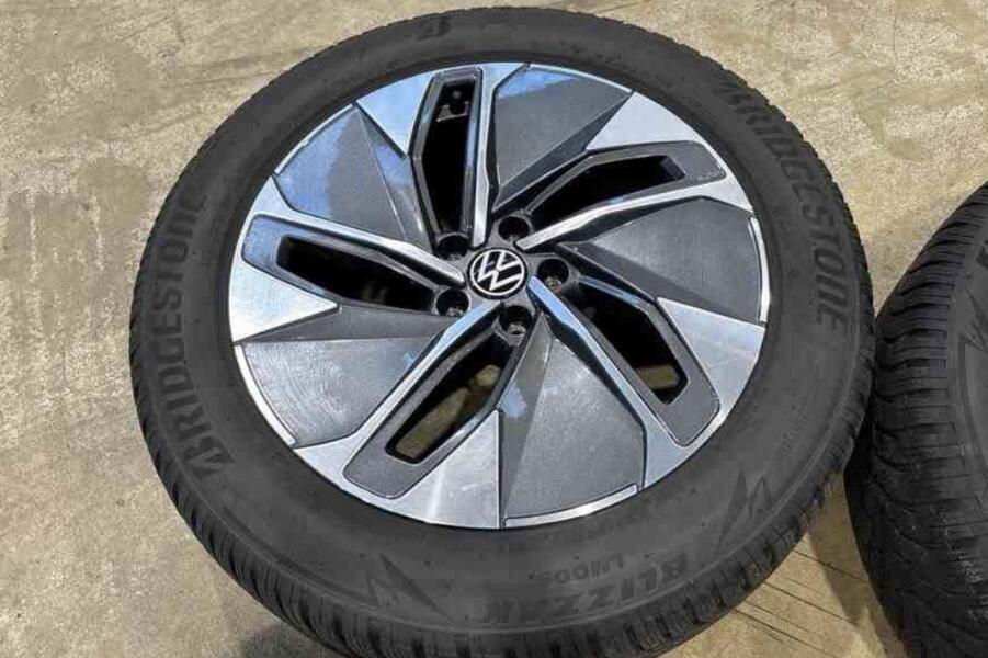 Volkswagen ID.4 vaihtoauto