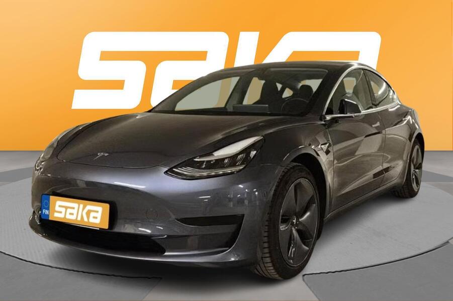 Tesla Model 3 vaihtoauto