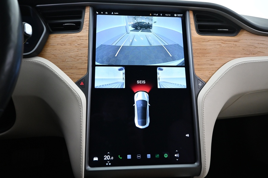 Tesla Model S vaihtoauto