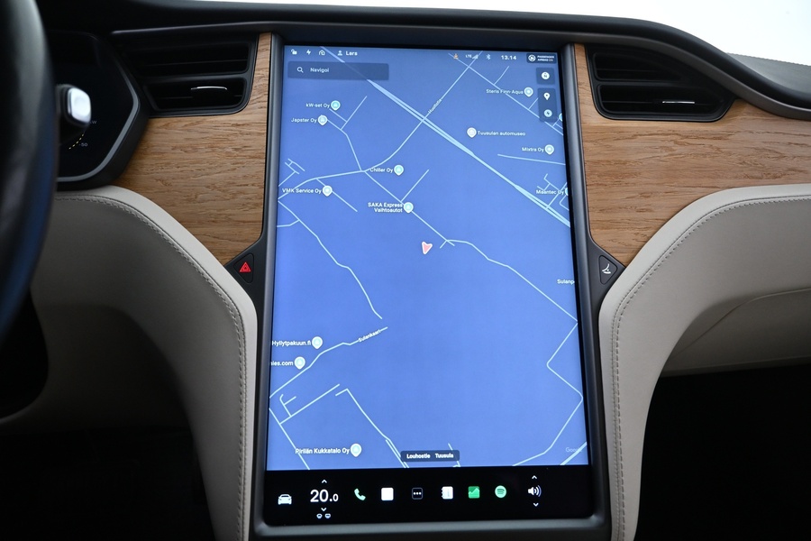 Tesla Model S vaihtoauto