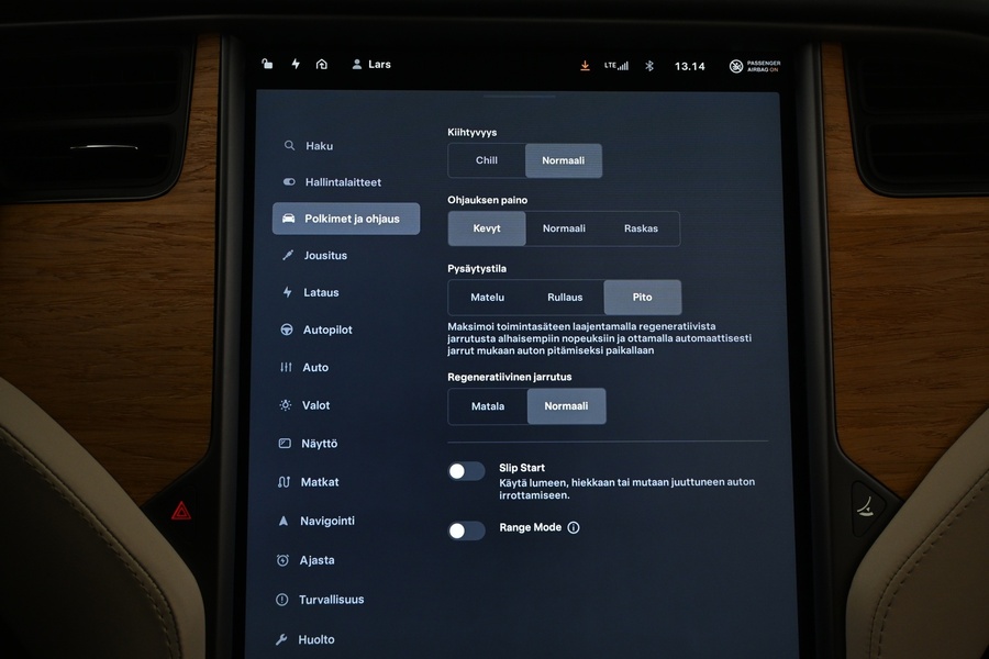 Tesla Model S vaihtoauto