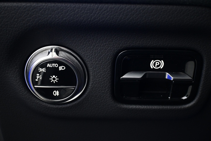 Mercedes-Benz EQS vaihtoauto