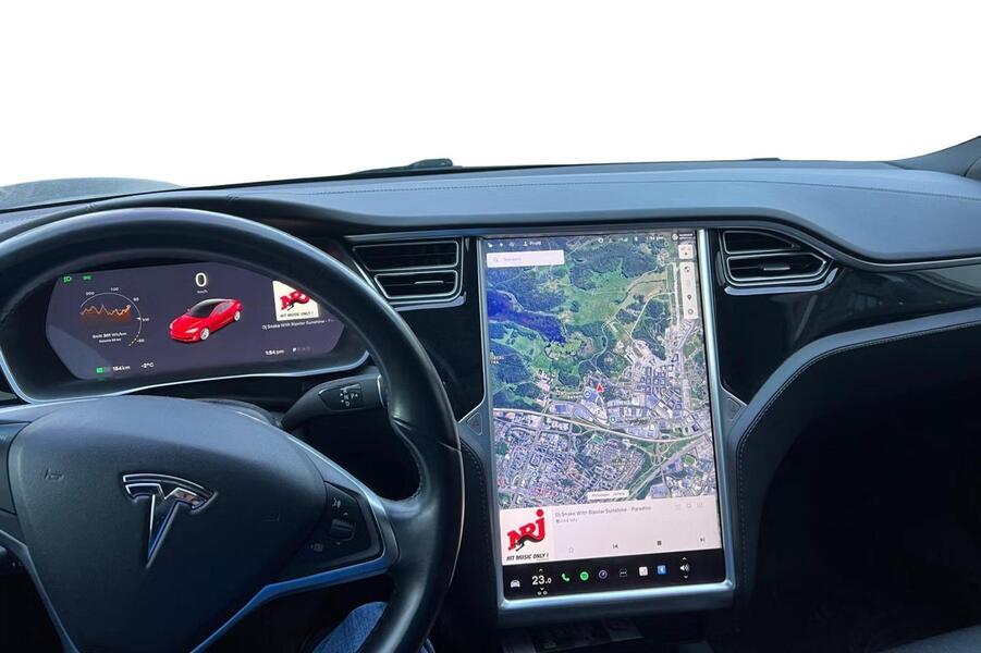 Tesla Model S vaihtoauto